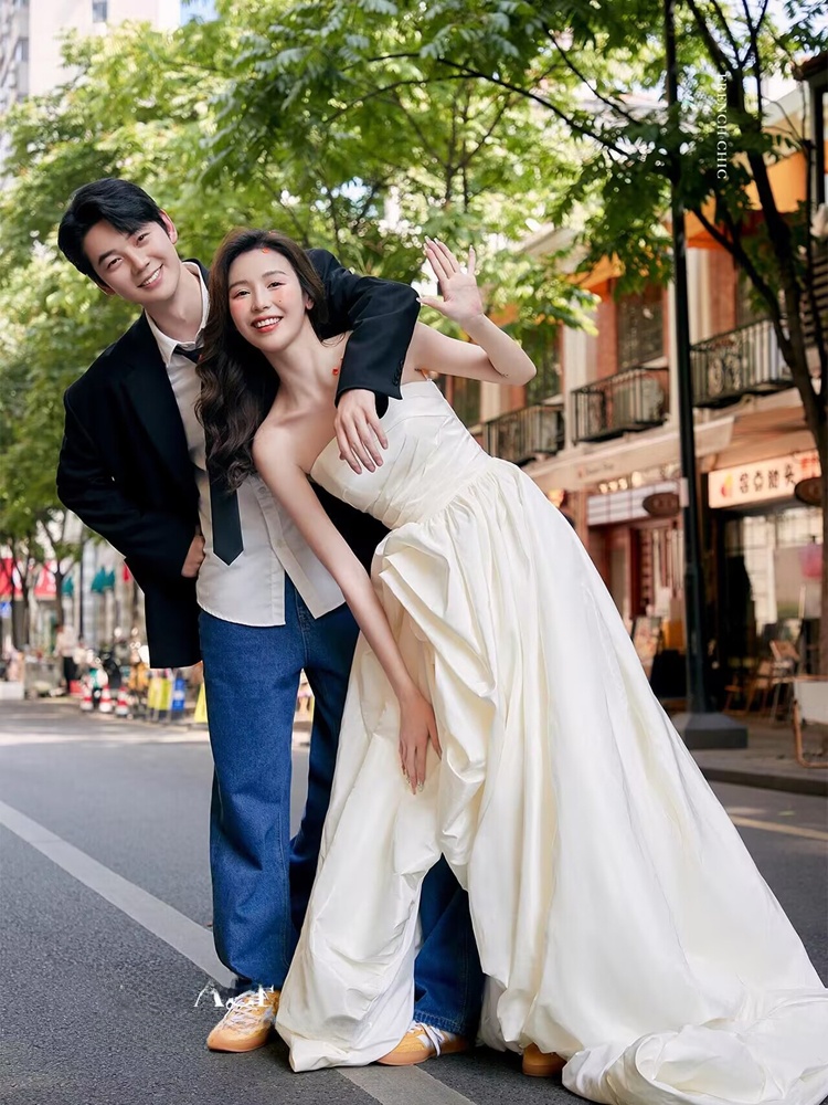 Tenue de studio créative et po - Photography Wedding avis et prix